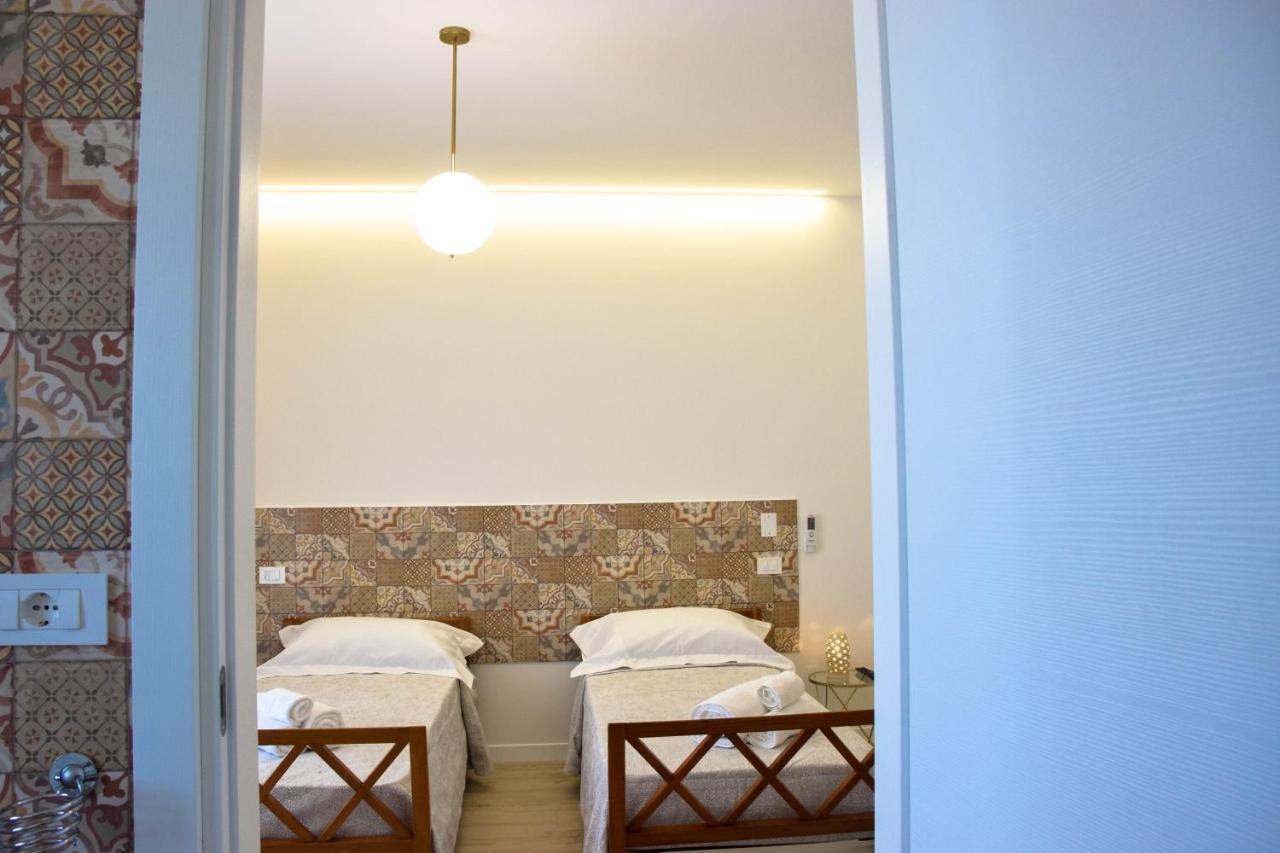 Accomodati B&B 마리나디지오이사이오니카 외부 사진