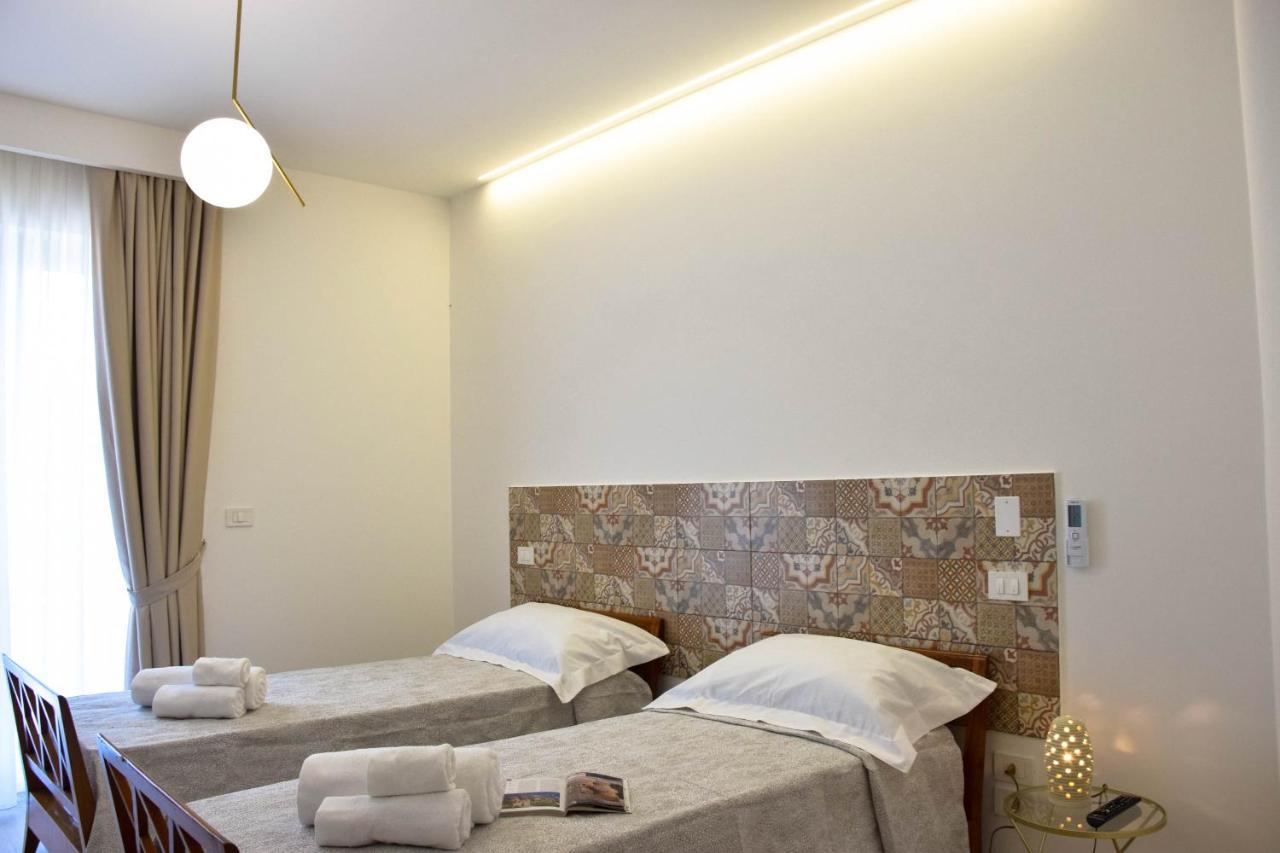 Accomodati B&B 마리나디지오이사이오니카 외부 사진