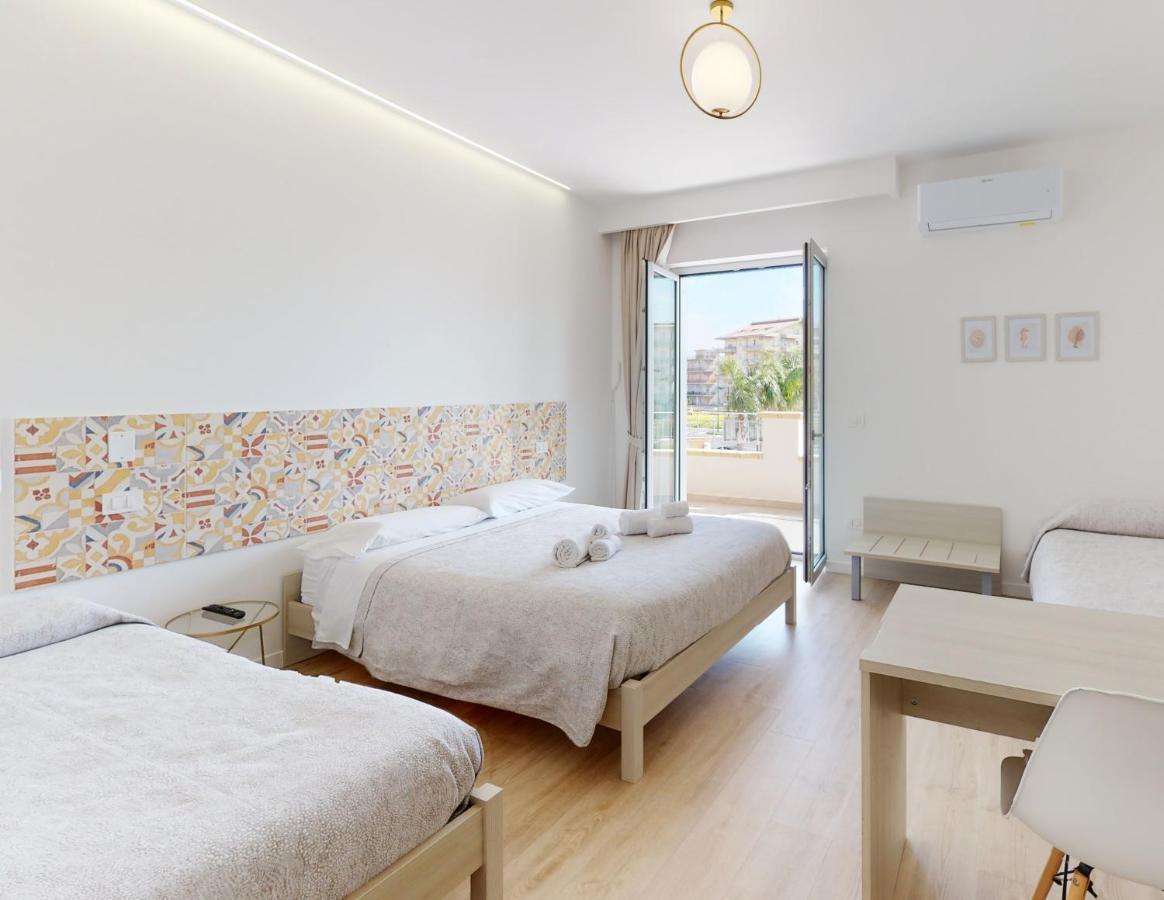 Accomodati B&B 마리나디지오이사이오니카 외부 사진